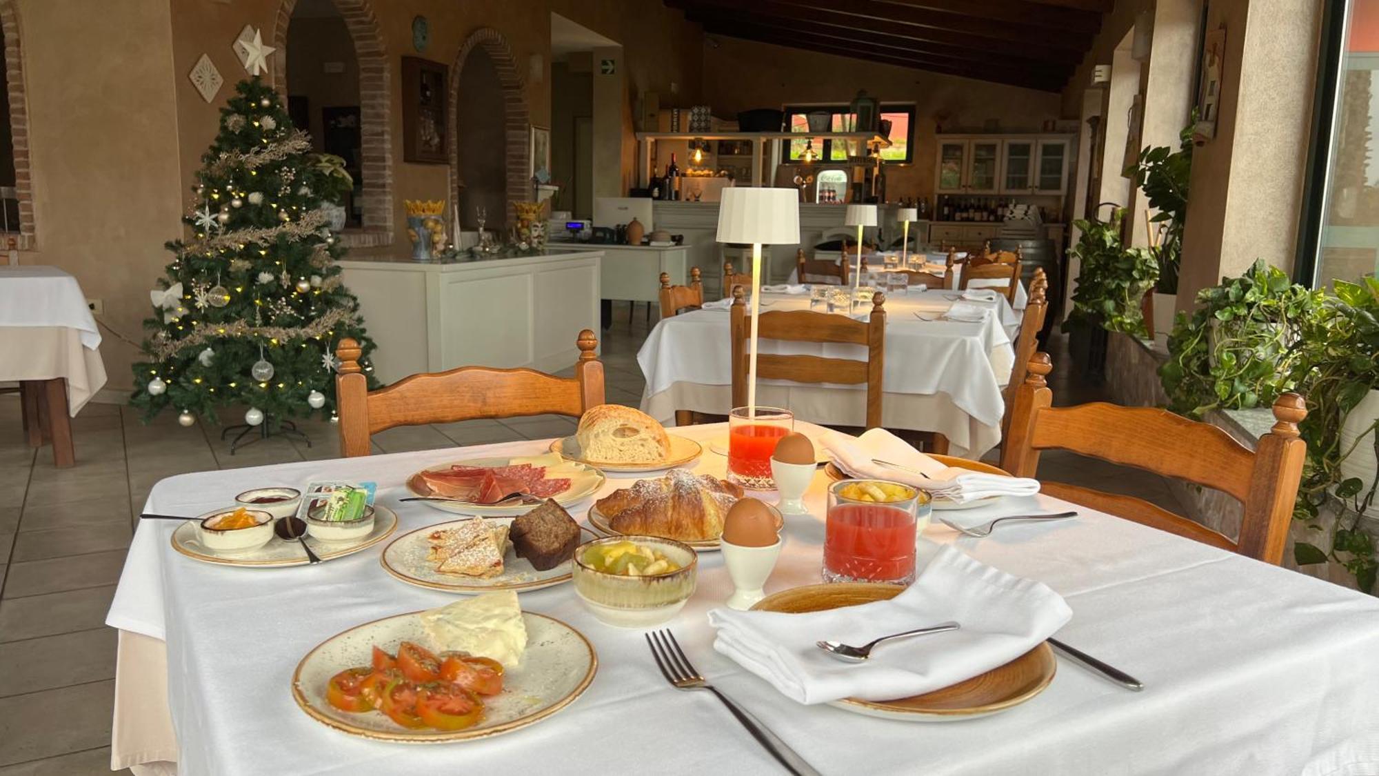 Borgo Di Santa Barbara Hotell Santa Domenica  Eksteriør bilde