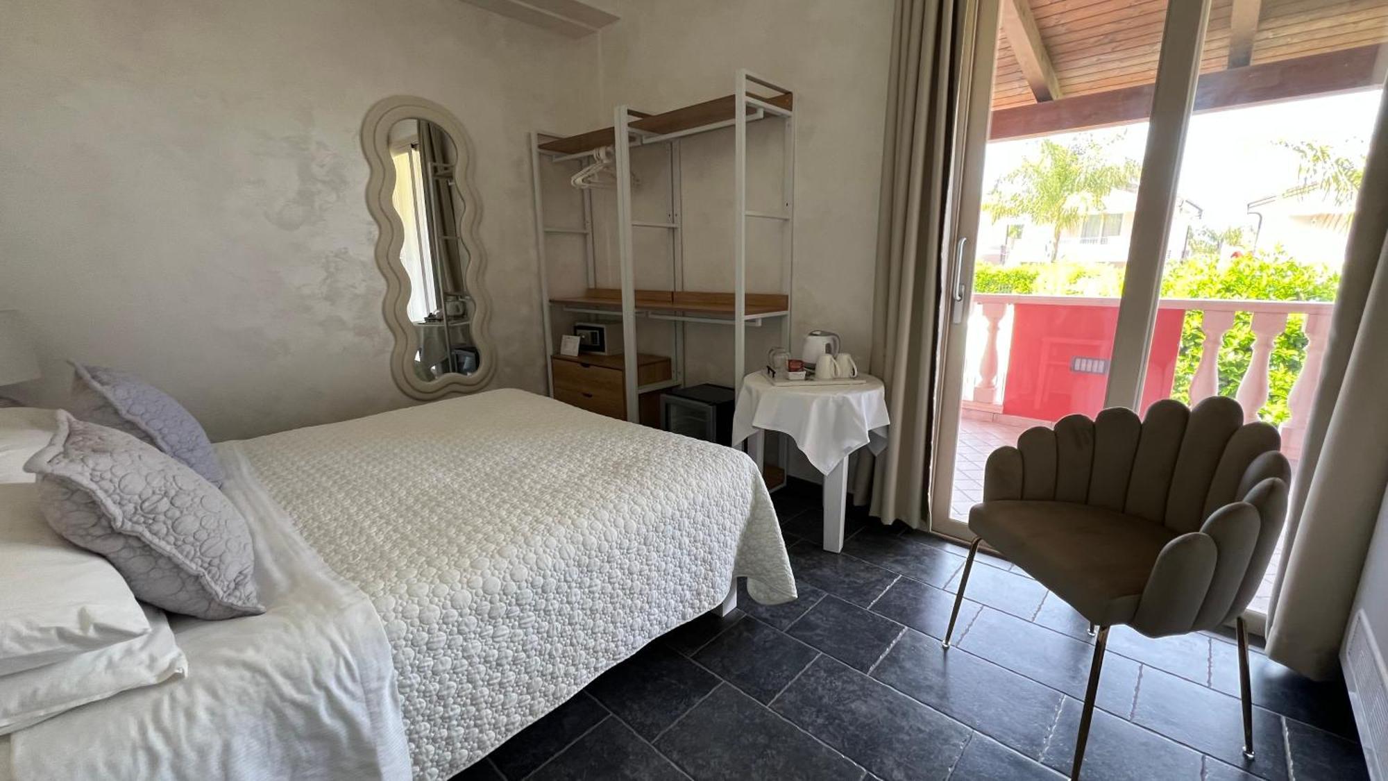 Borgo Di Santa Barbara Hotell Santa Domenica  Eksteriør bilde